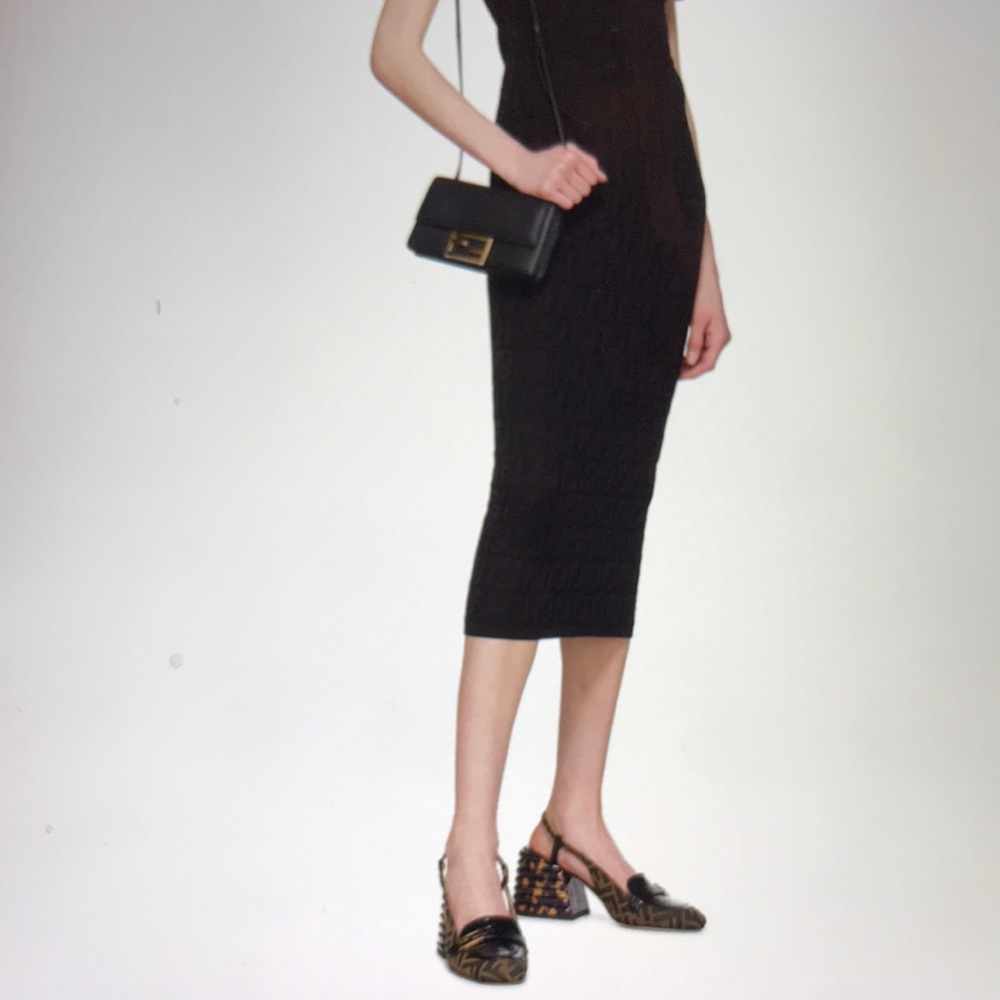 Fendi promenade FF motif fabric and croc-embossed leather slingback pump - Picture 9 of 10